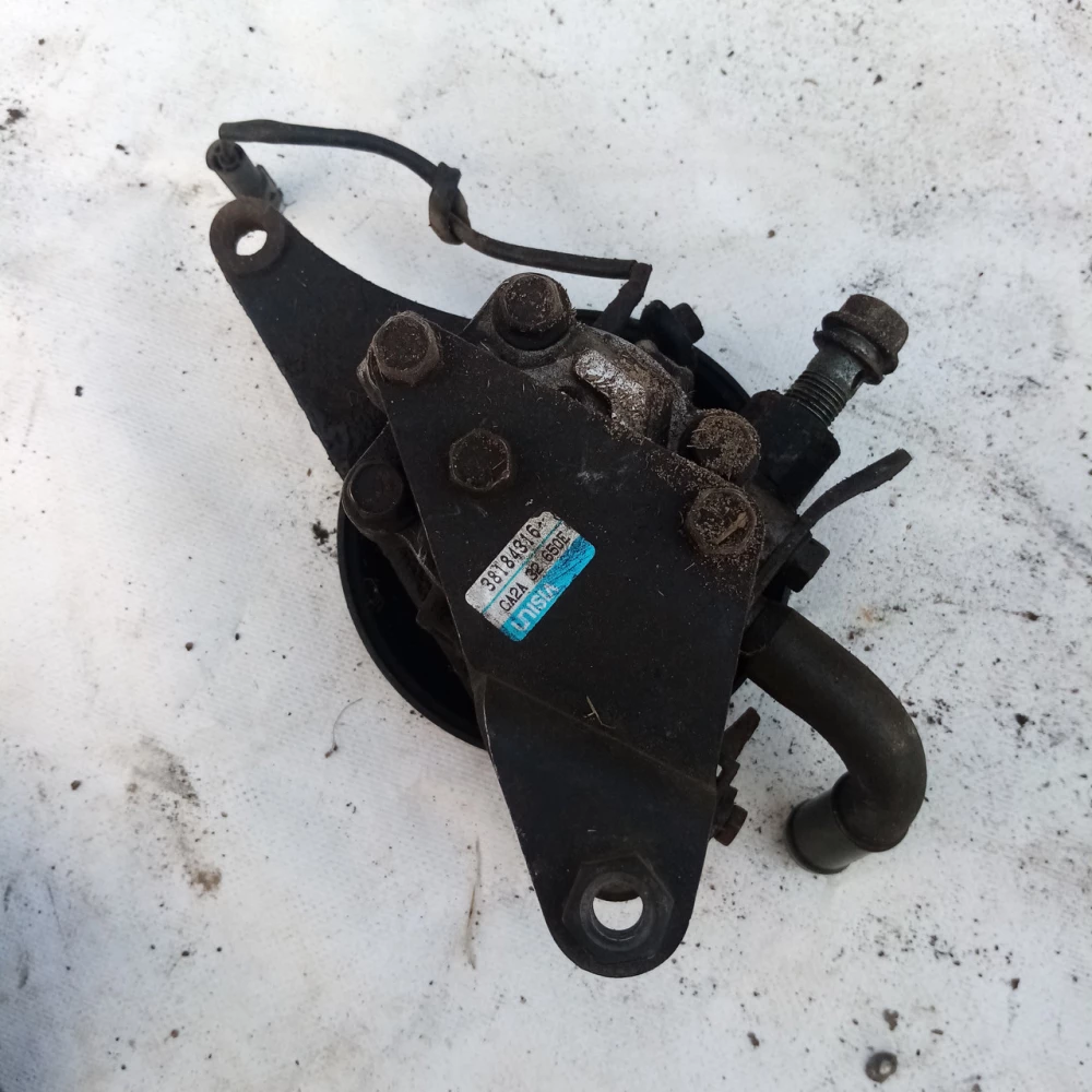 Насос гур Mazda 626