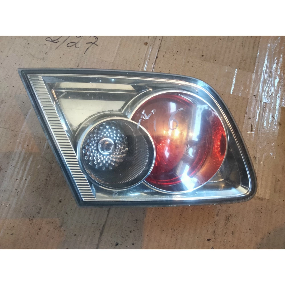 Фонарь задний левый внутренний Mazda 6 GG универсал