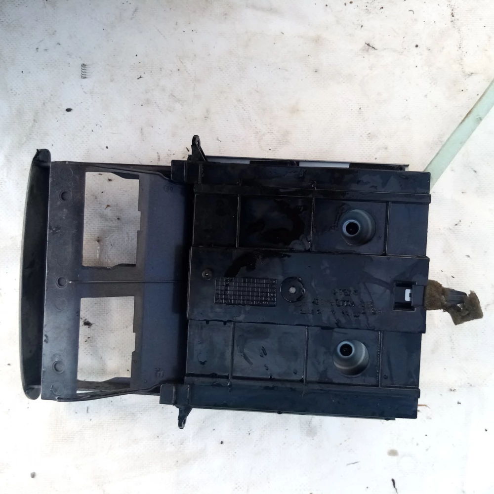 Корпус подстаканников Hyundai Accent 8479023100