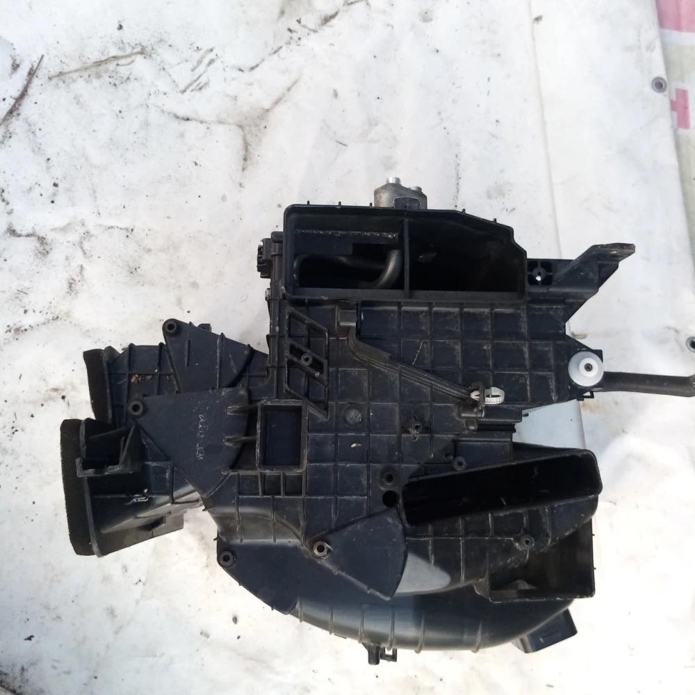 Корпус печки Hyundai Elantra