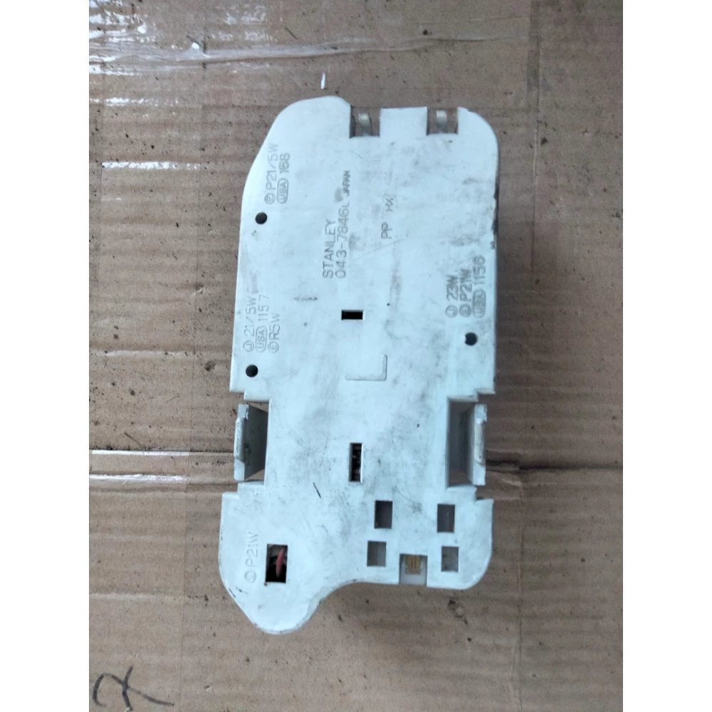 Плата заднего левого фонаря Mazda 626GDседан