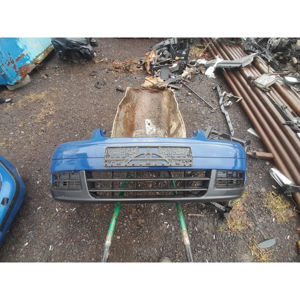 Передний  бампер Vw Touran