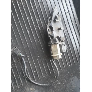 Изображение товара -  Замок багажника BMW E39