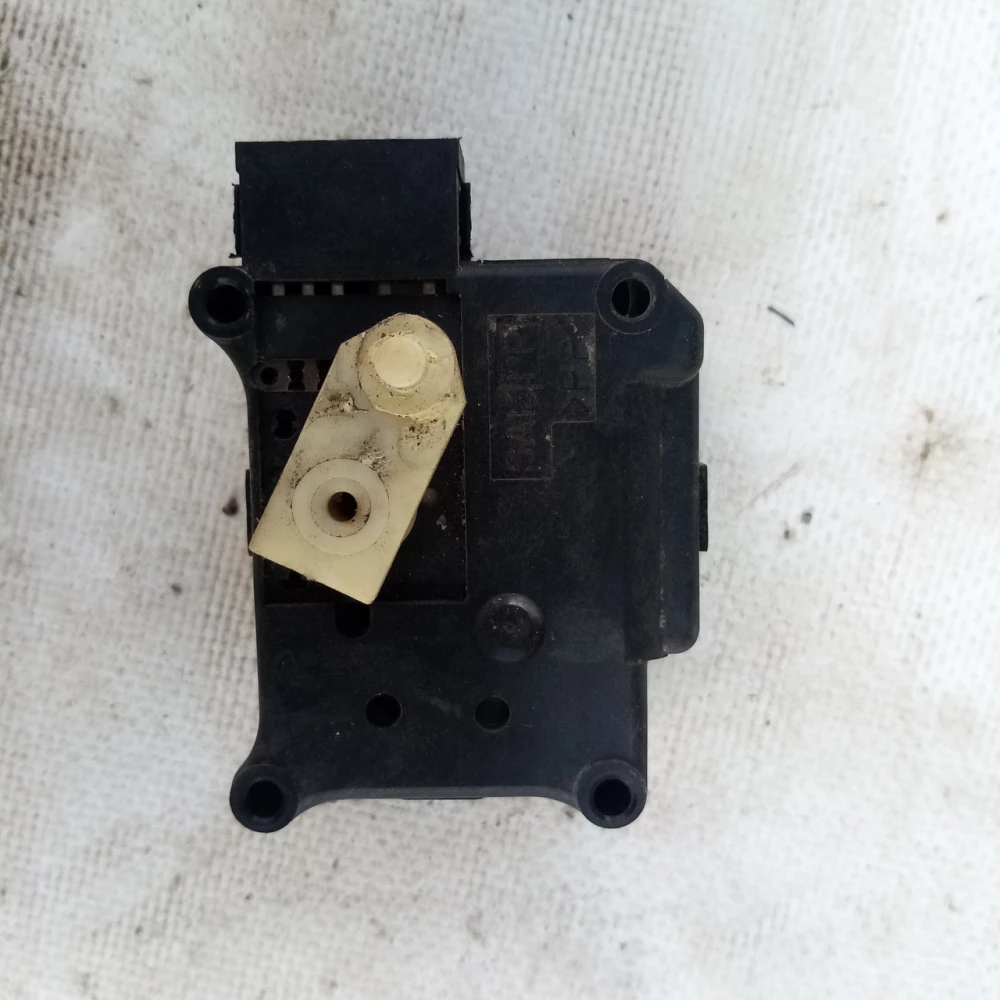 Привод заслонки печки Nissan Almera H16 30860