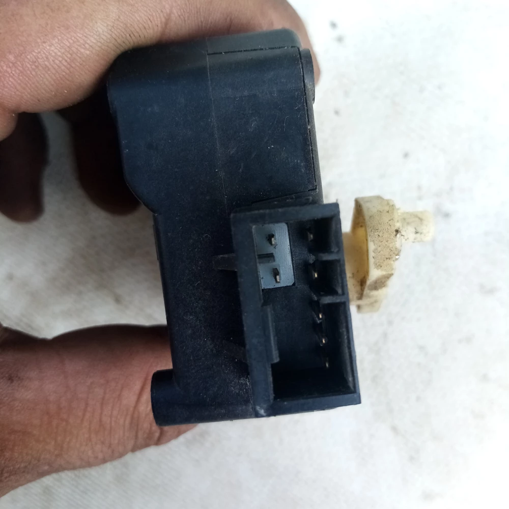 Привод заслонки печки Nissan Almera H16 30860