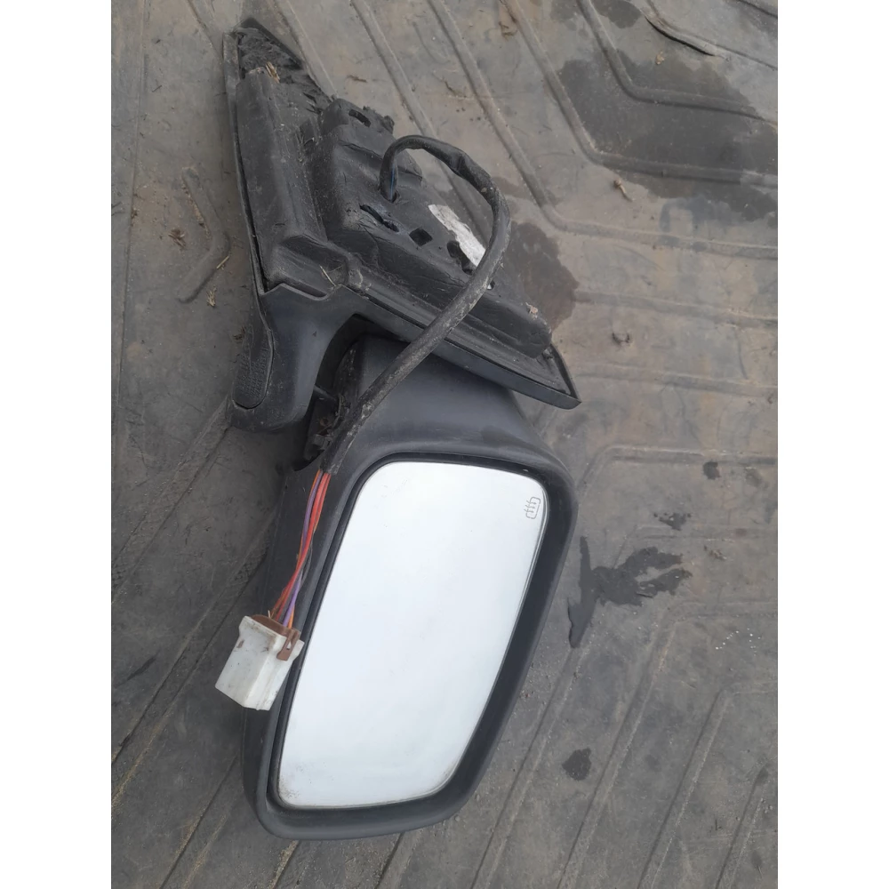 Правое дзеркало заднего вида Volvo v40