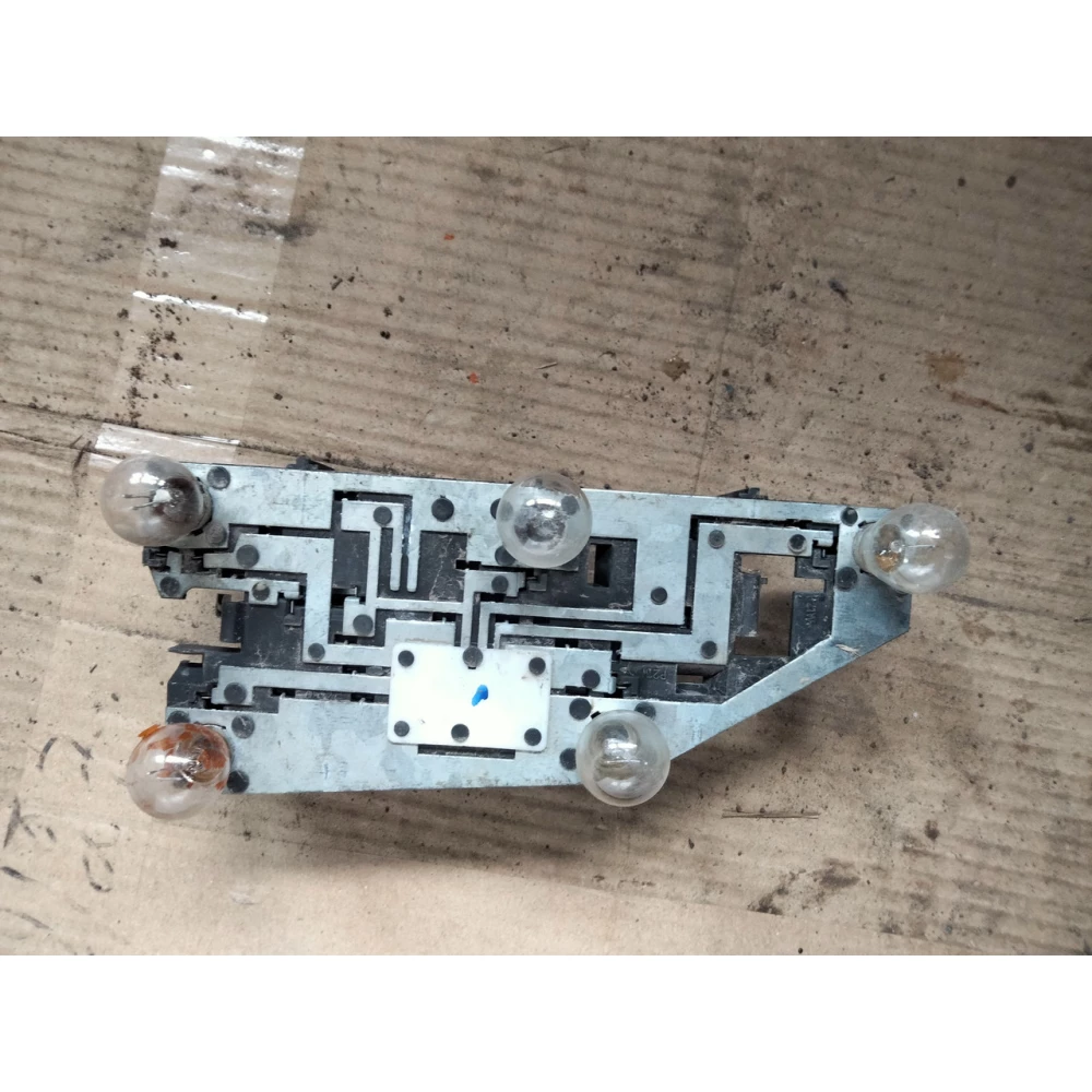 2336D плата заднего правого фонаря Peugeot 406