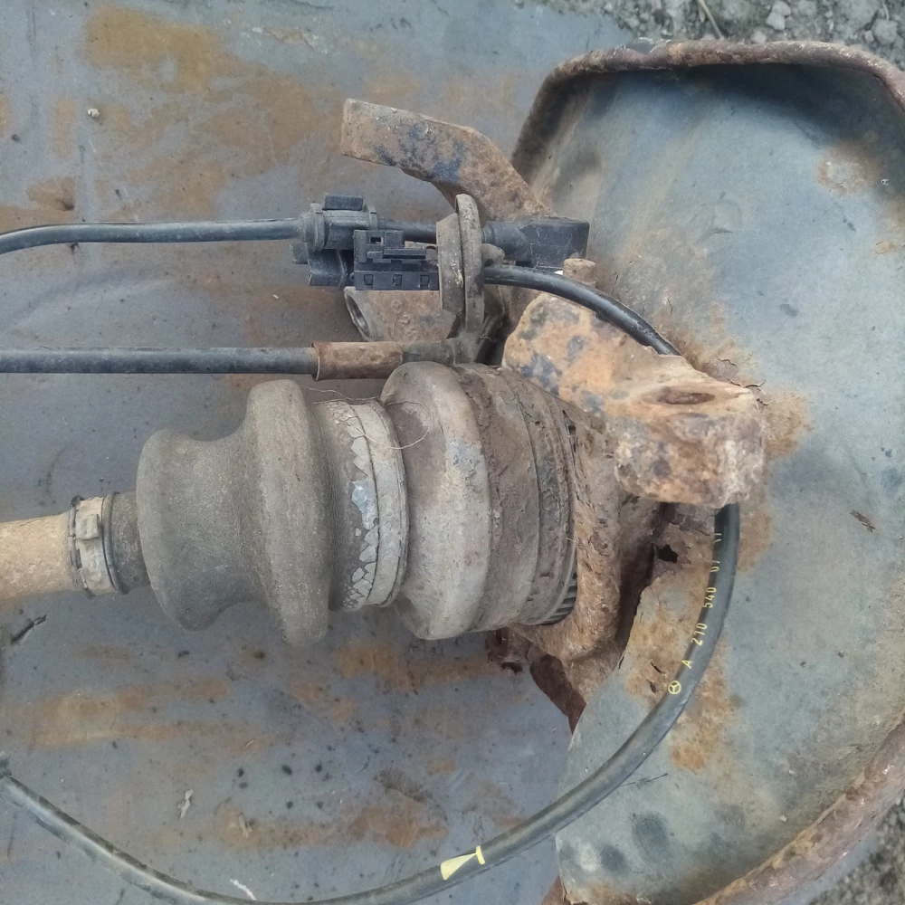 Полуось Mercedes-Benz w210 взборе