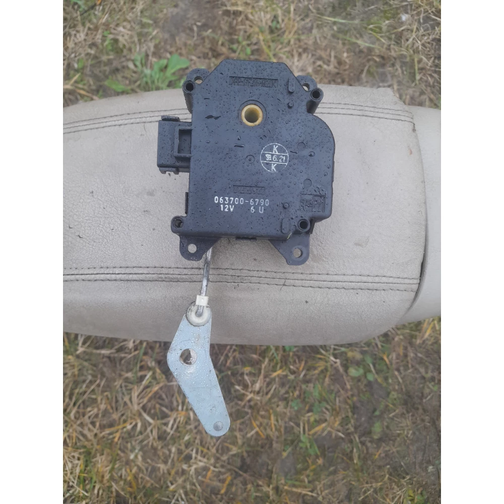 Привод заслонки печки Rover 75