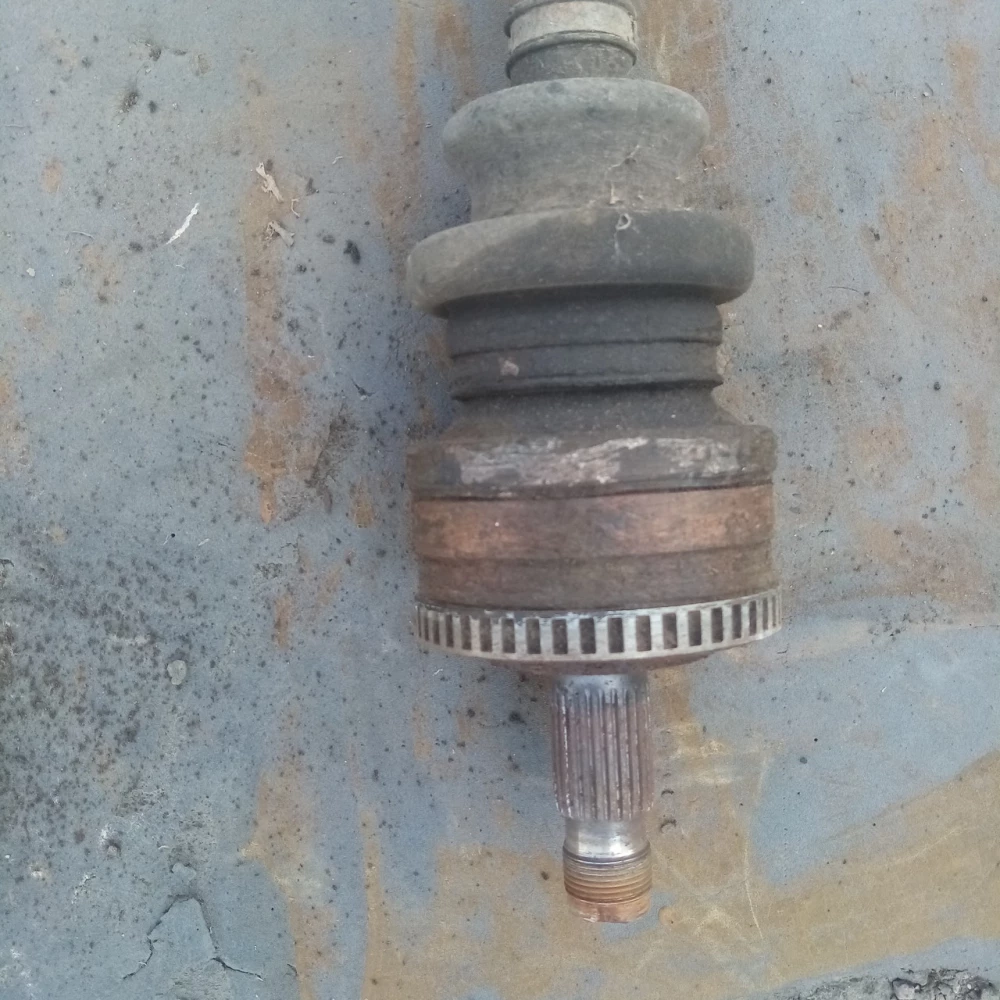 Полуось Mercedes-Benz w210