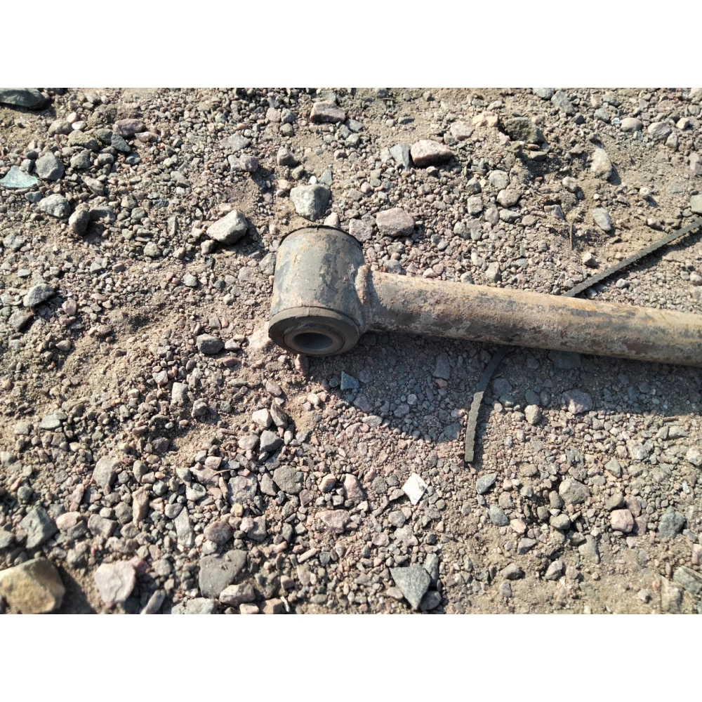 Поперечный рычаг задней подвески Xyundai Elantra XD 3