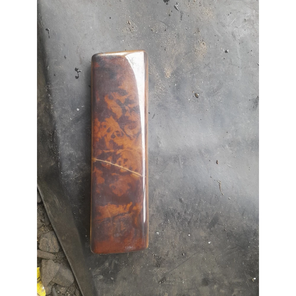 Левая накладка торпеды BmwE39