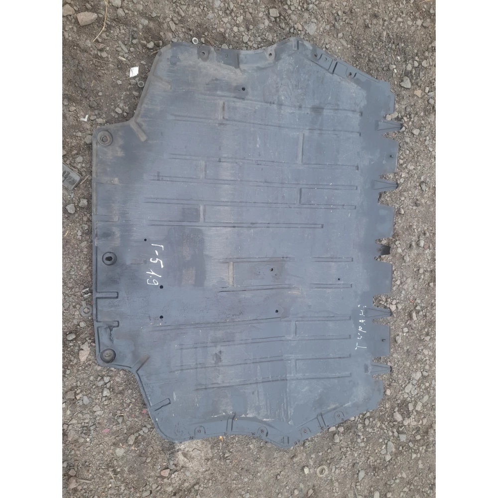 Защита двигателя Vw Golf 5 1.9 1ko825237Ag