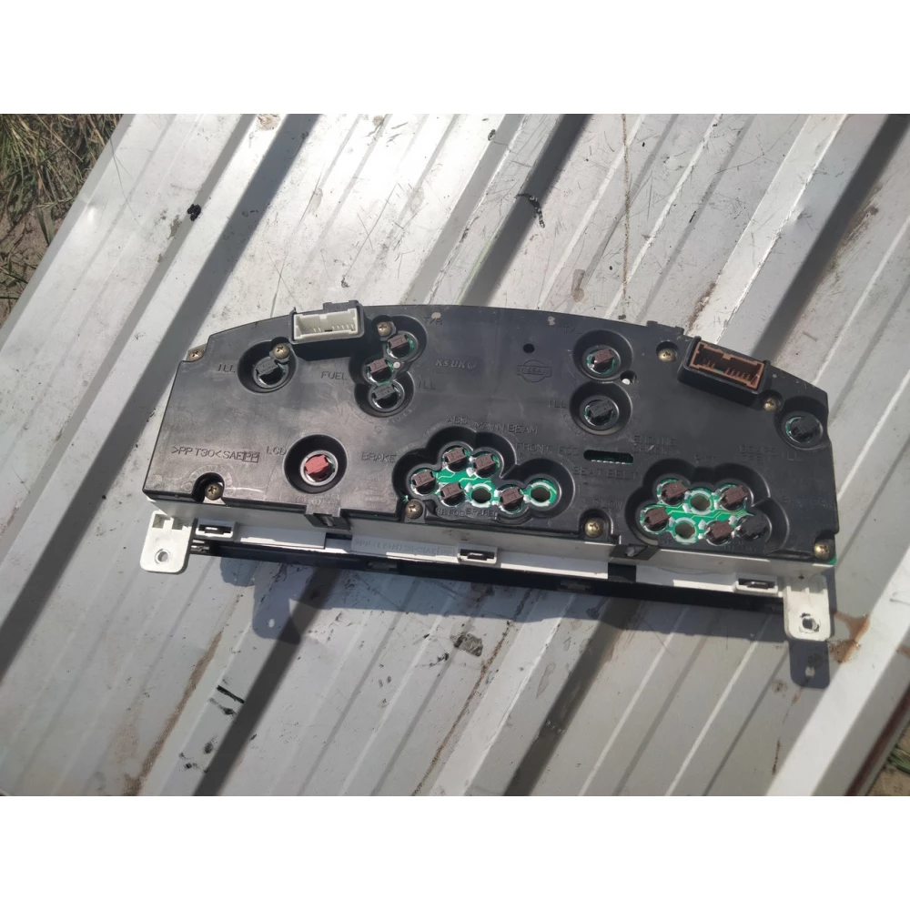 Приборная панель Nissan Almera N16 2.2DI YD22DDT