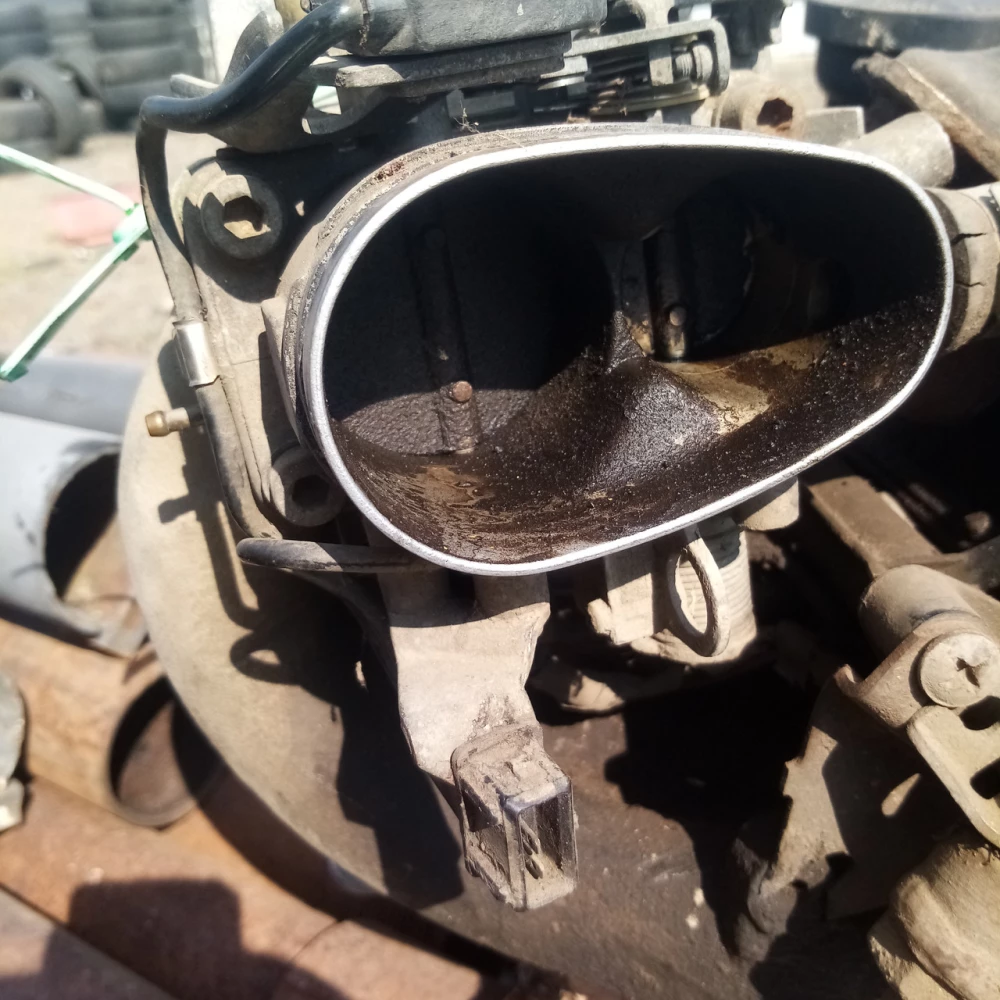 Дроссельная заслонка Audi 2.0 B8287861