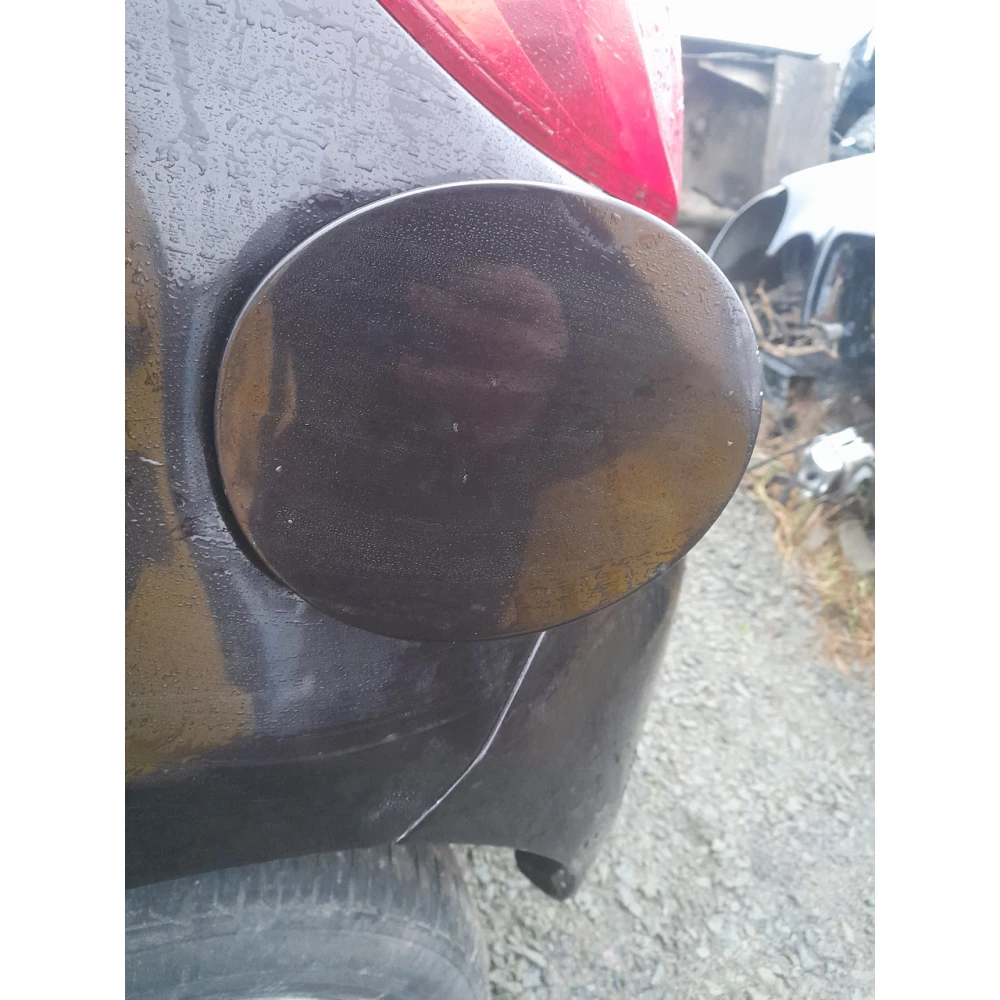 Лючок бензобака Mazda 2 хетчбек