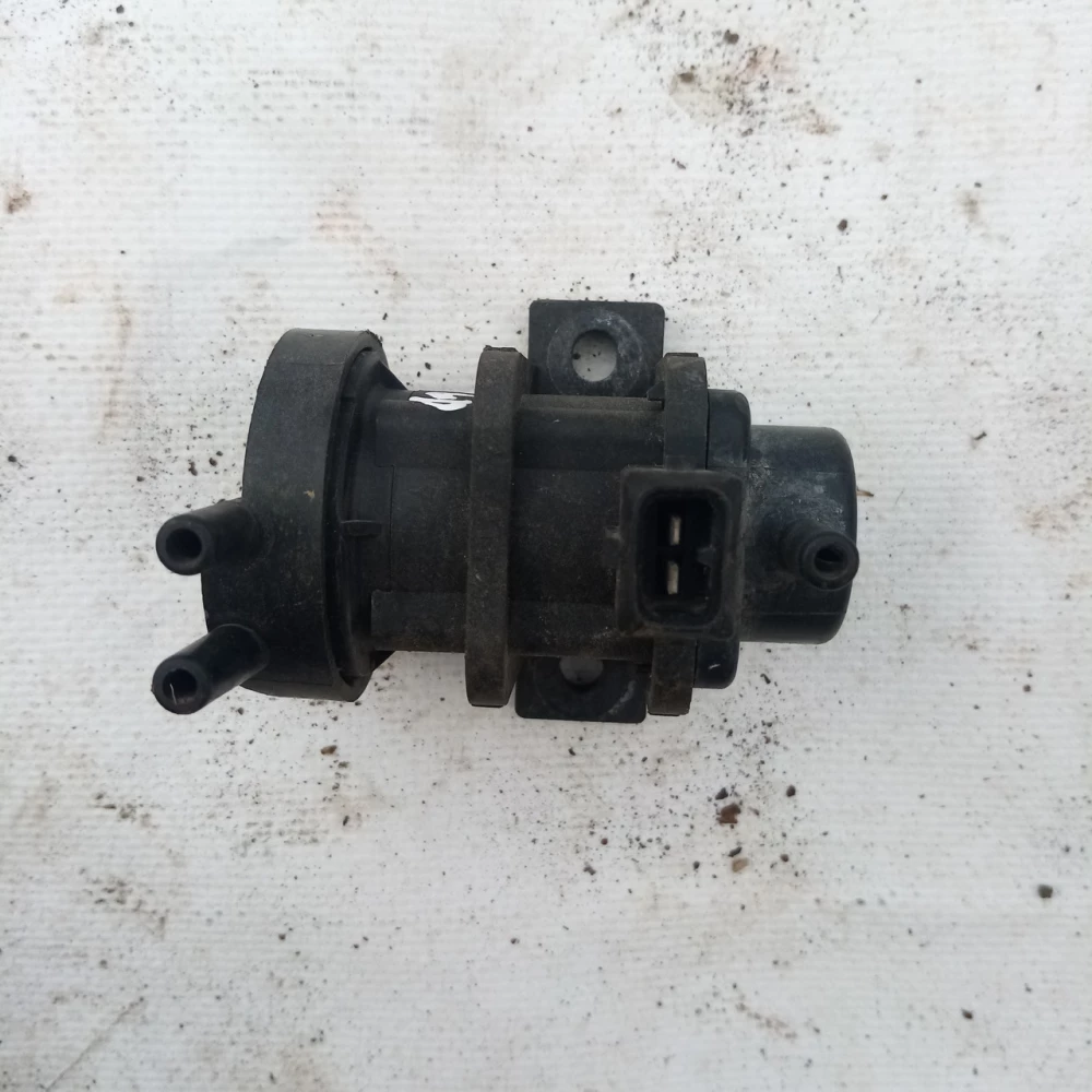 Клапан турбины Volvo v40 7700874764