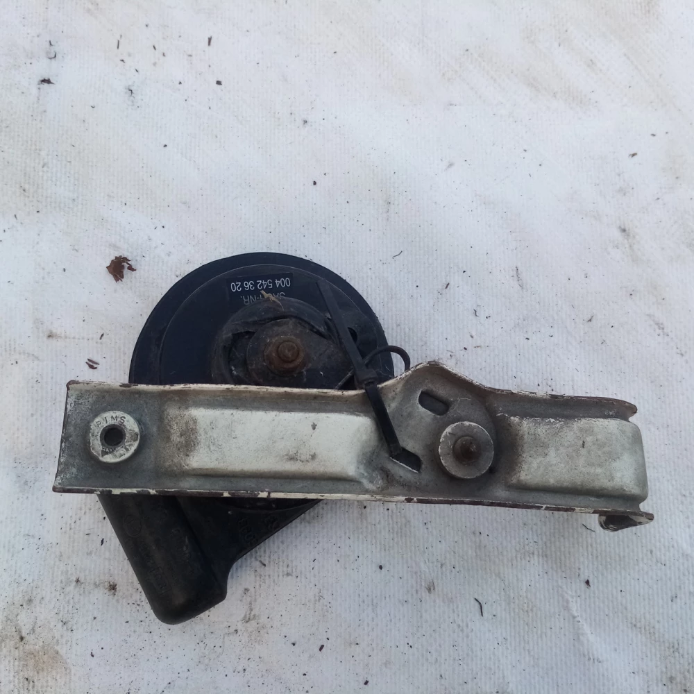 Звуковой сигнал Mercedes-Benz w210 0045423620