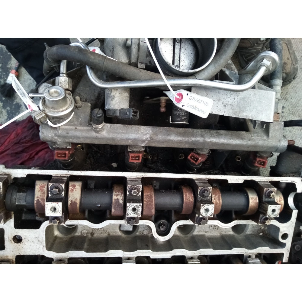 0280150725 Топливная рампа, рейка Opel 1.8 2.0i