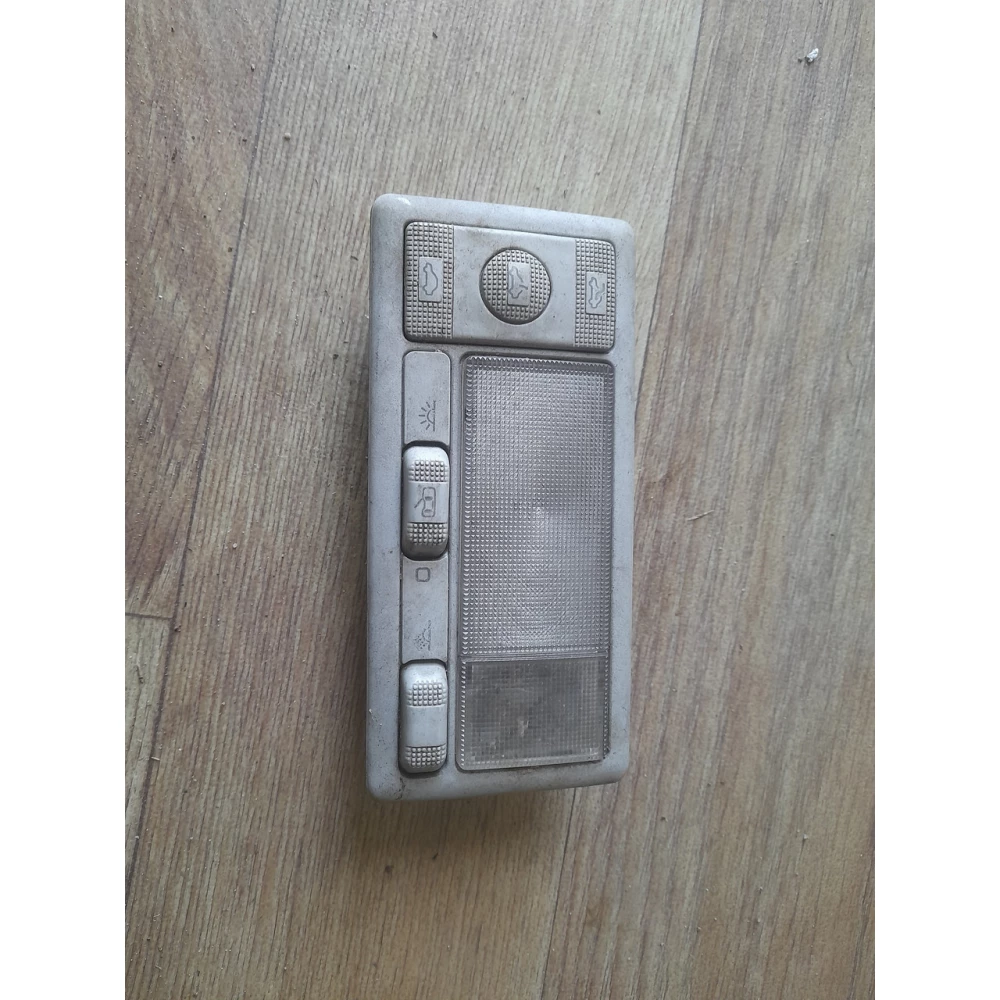 Плафон подсветки салона Vw Golf 3