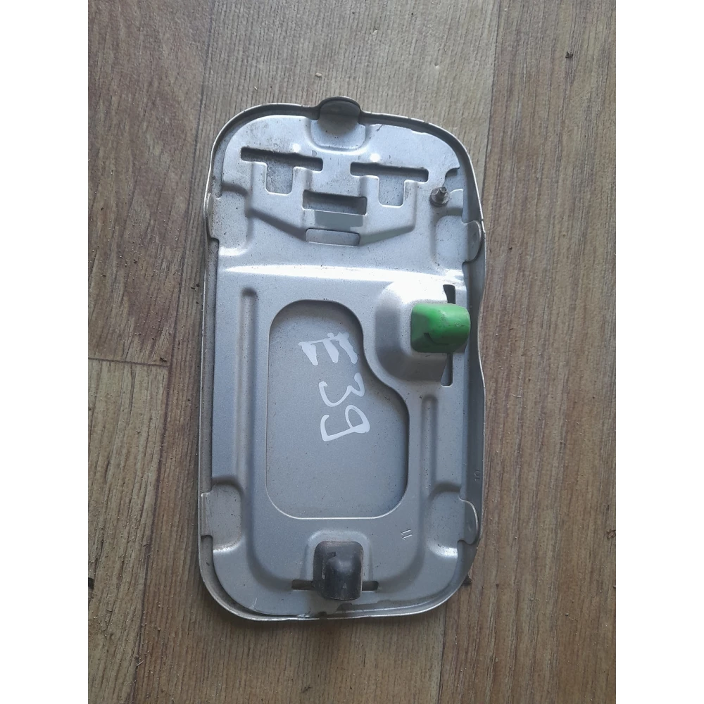 Лючок бензобака BMW E39