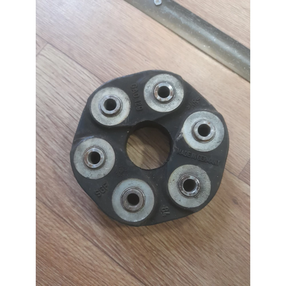 Муфта кардана Mercedes-Benz w124