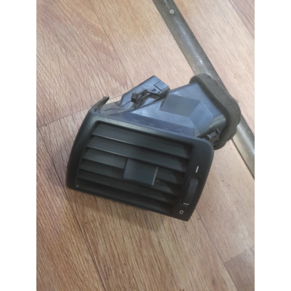 Левый дефлектор Bmw E46