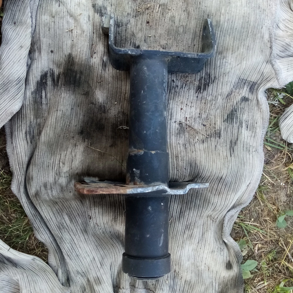 Кронштейн крипления  передненн бамперп