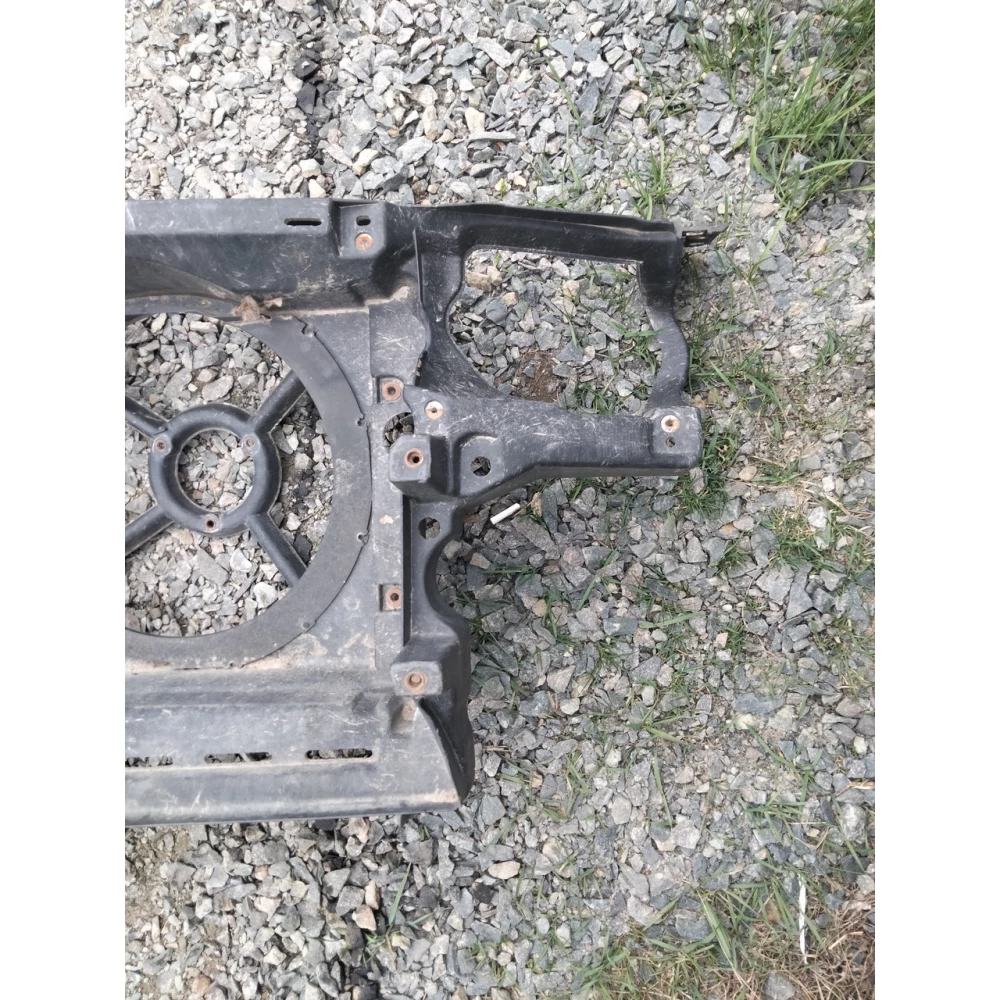 Передний телевизор VW Golf 3 Vento