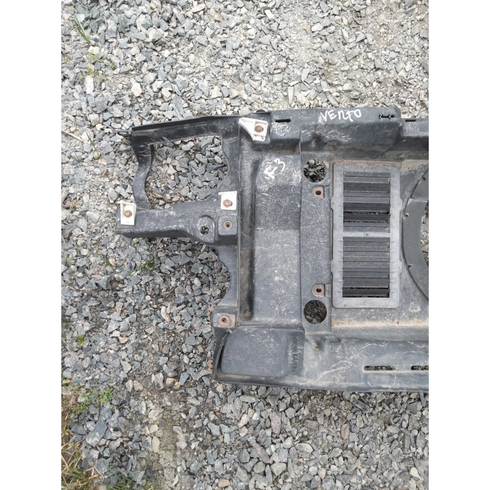 Передний телевизор VW Golf 3 Vento