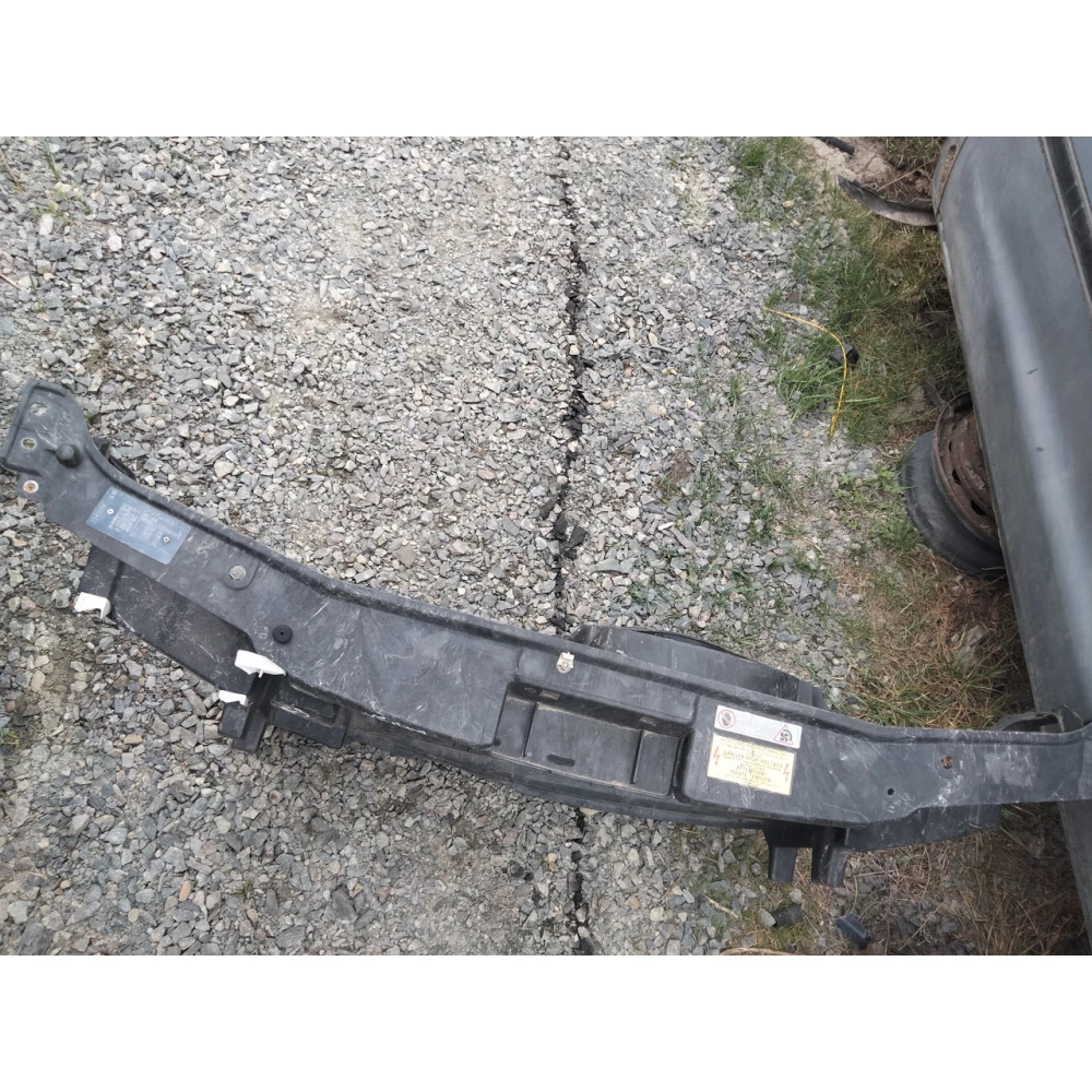 Передний телевизор VW Golf 3 Vento