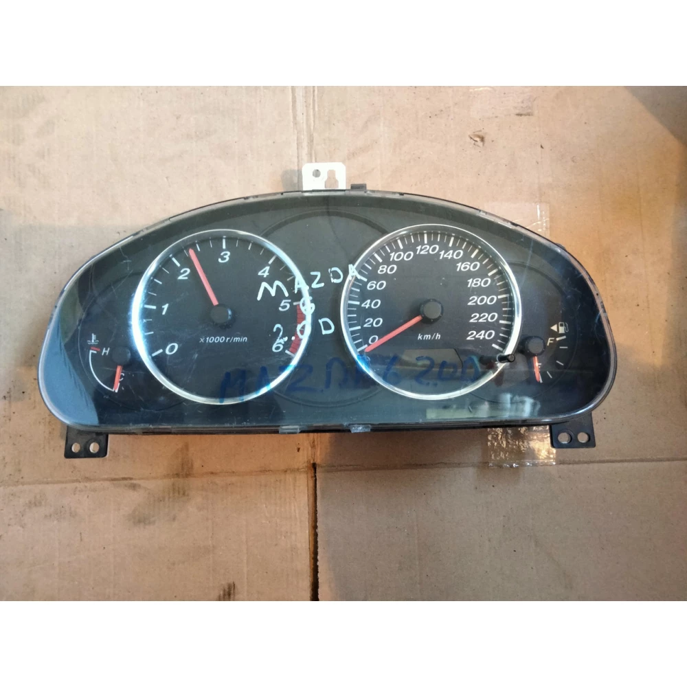 GJ6W приборная панель Mazda 6 2.0d