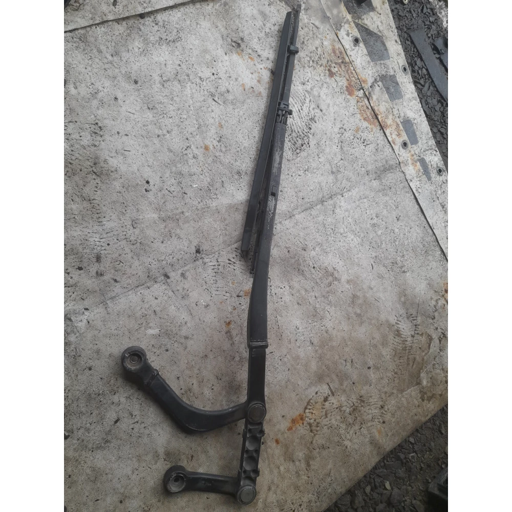 Правый дворник  Bmw E39