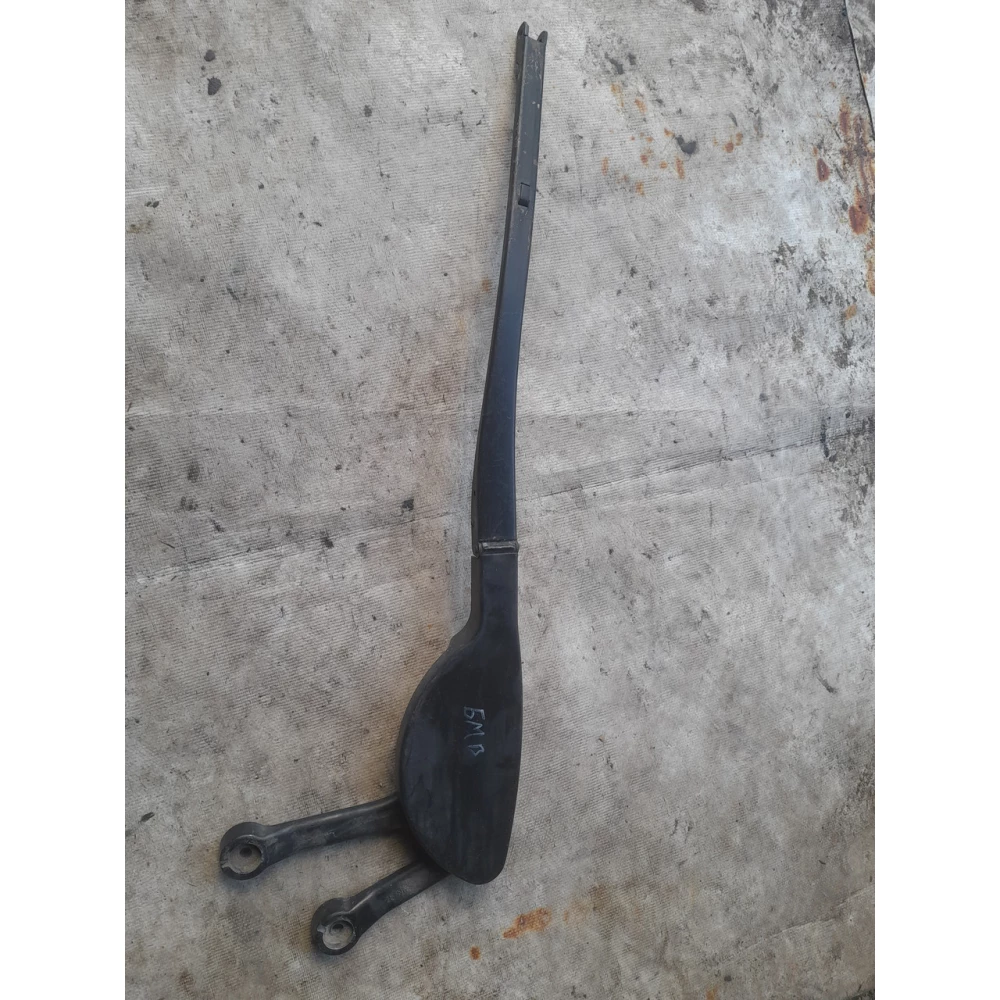 Правый дворник Bmw e39