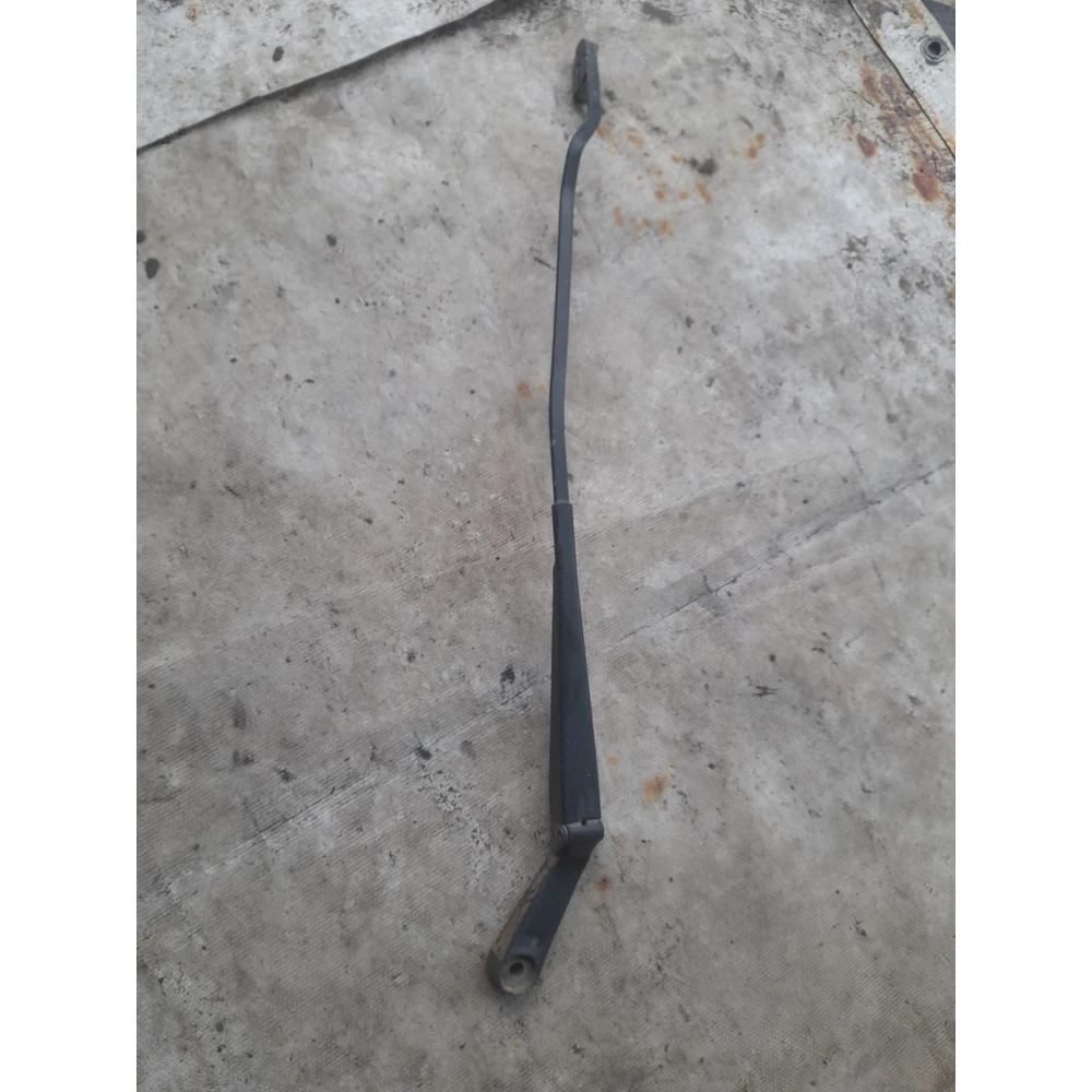 Правый дворник Vw Passat B5