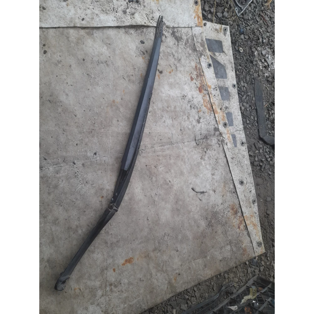 Левый дворник Bmw E39