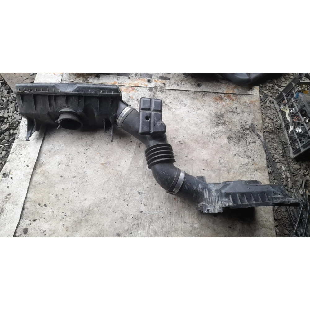 Воздушный фильтра Subary Legacy Outback  A52Ag00