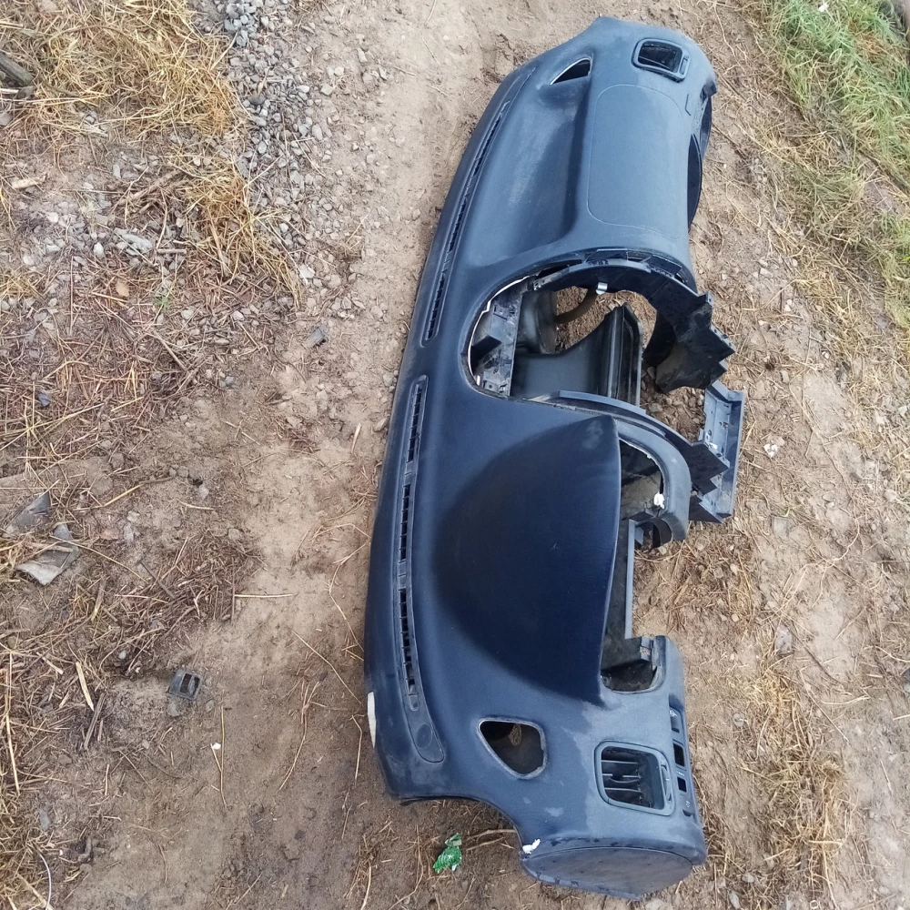 Торпеда Mitsubishi Carisma