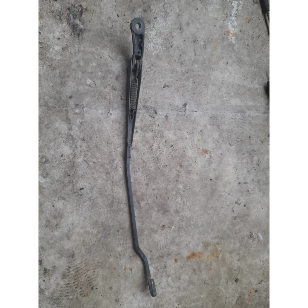 Правый дворник Vw Passat B5