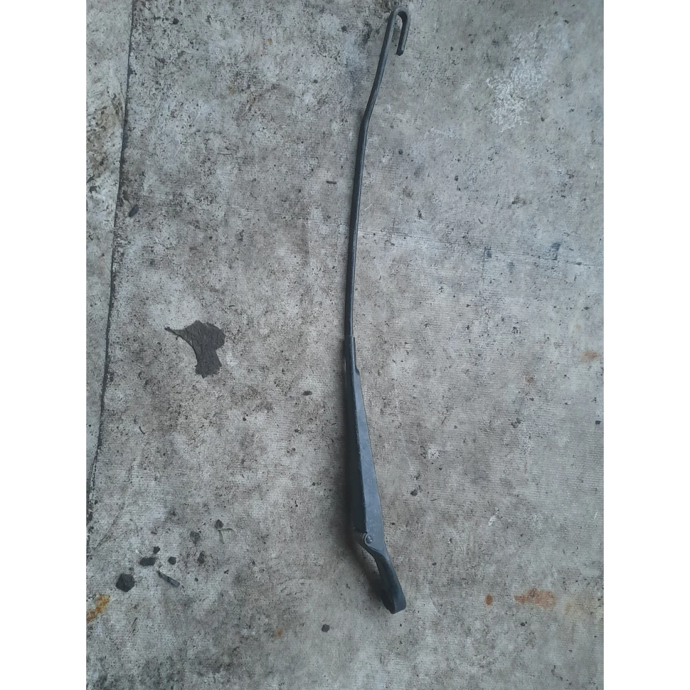 Правый дворник Vw Passat B5