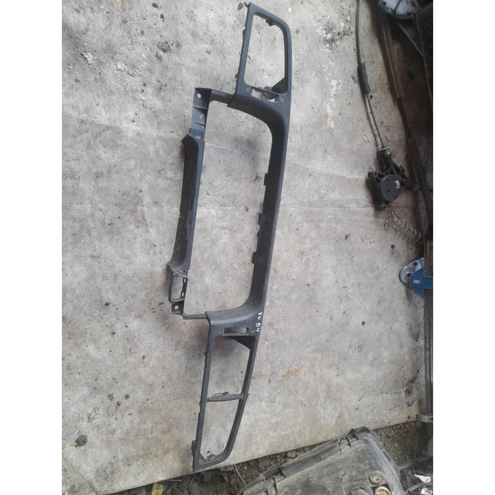 Пластик панели приборов Vw Passat B4