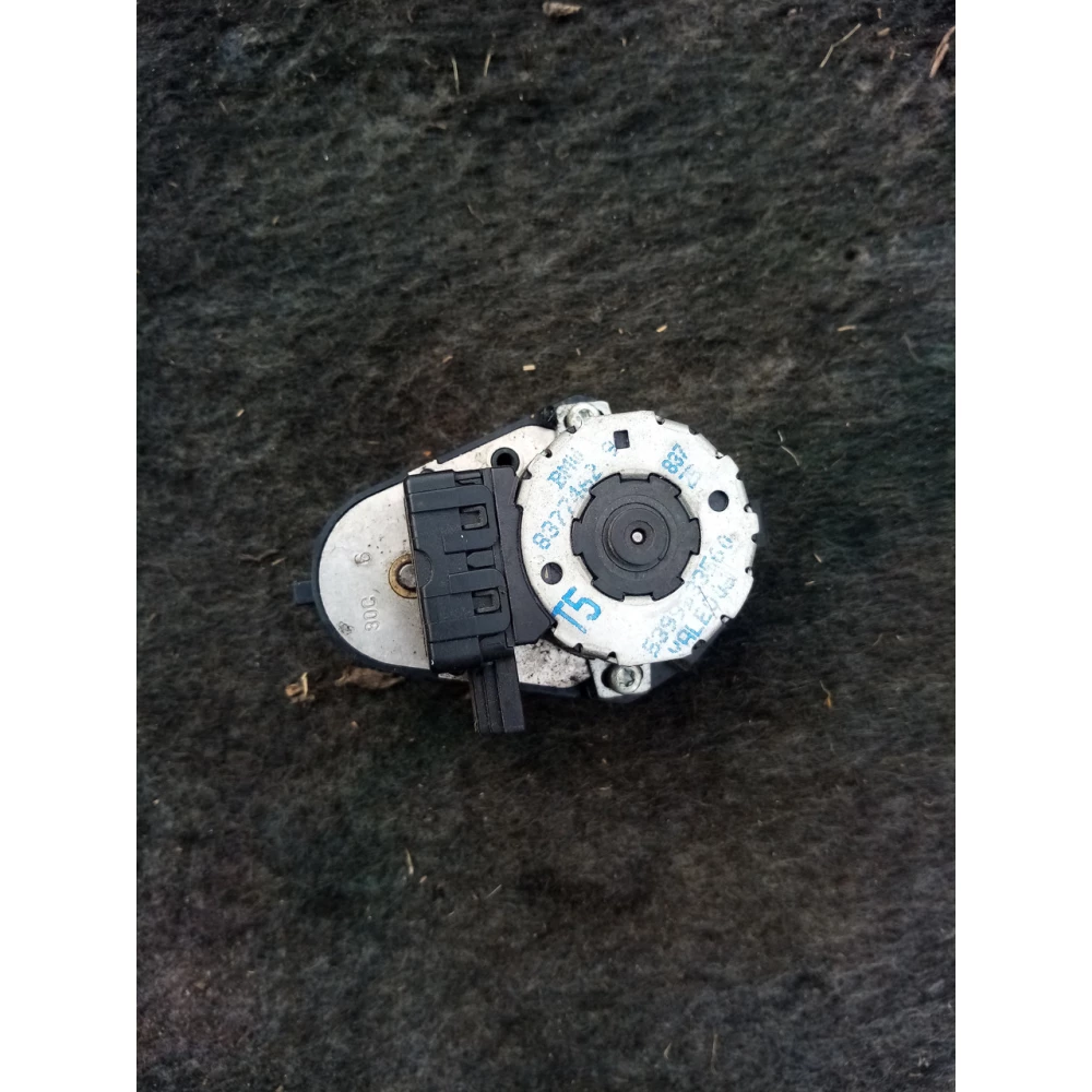 Привод заслонки печки BMW E 39