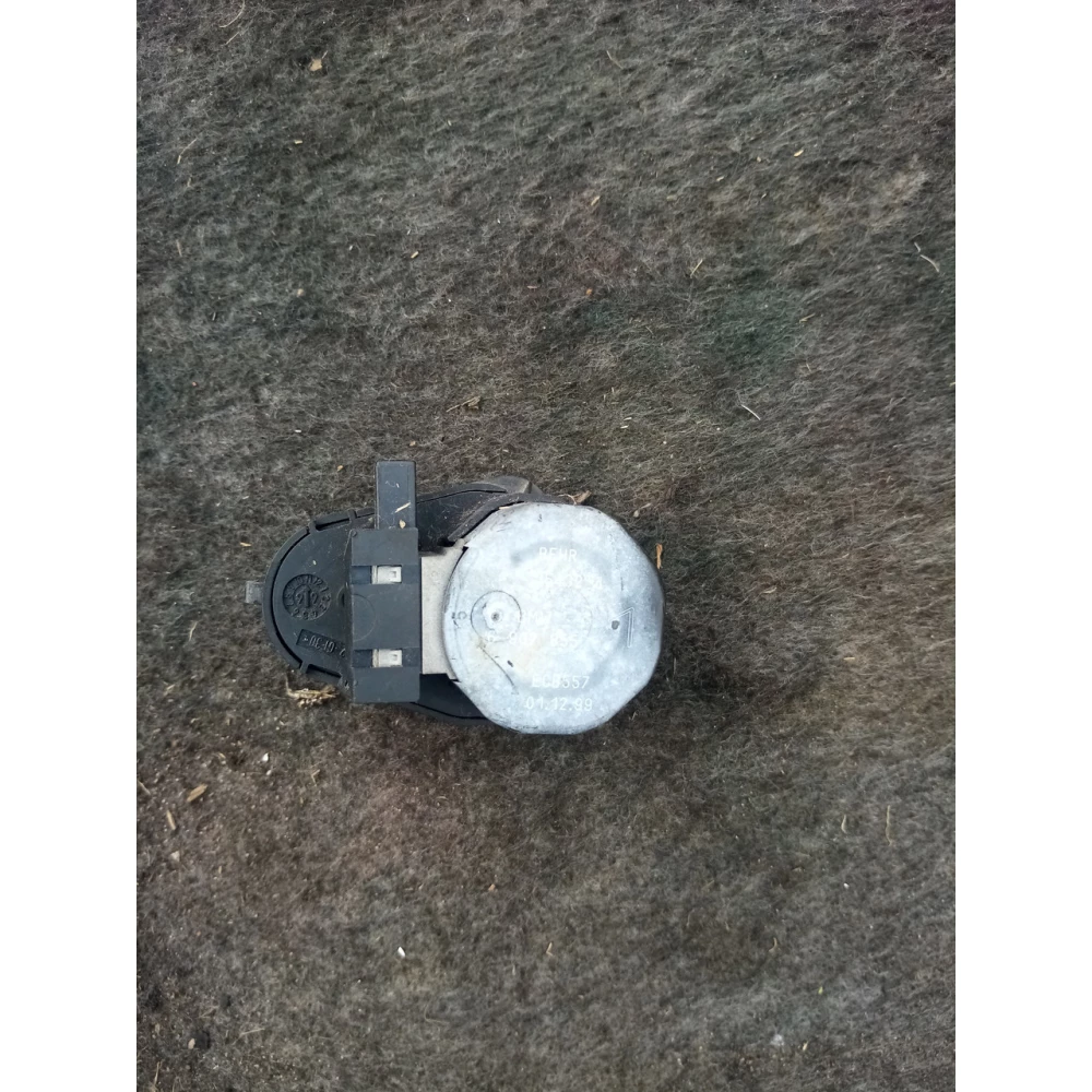 Привод заслонки печки BMW E 46