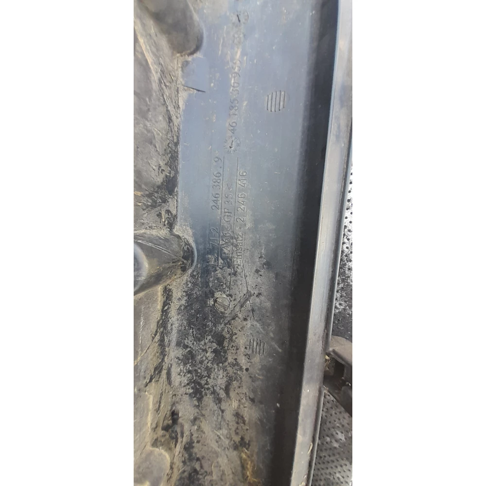 Корпус воздушного фильтра  BMW E39  137122463869