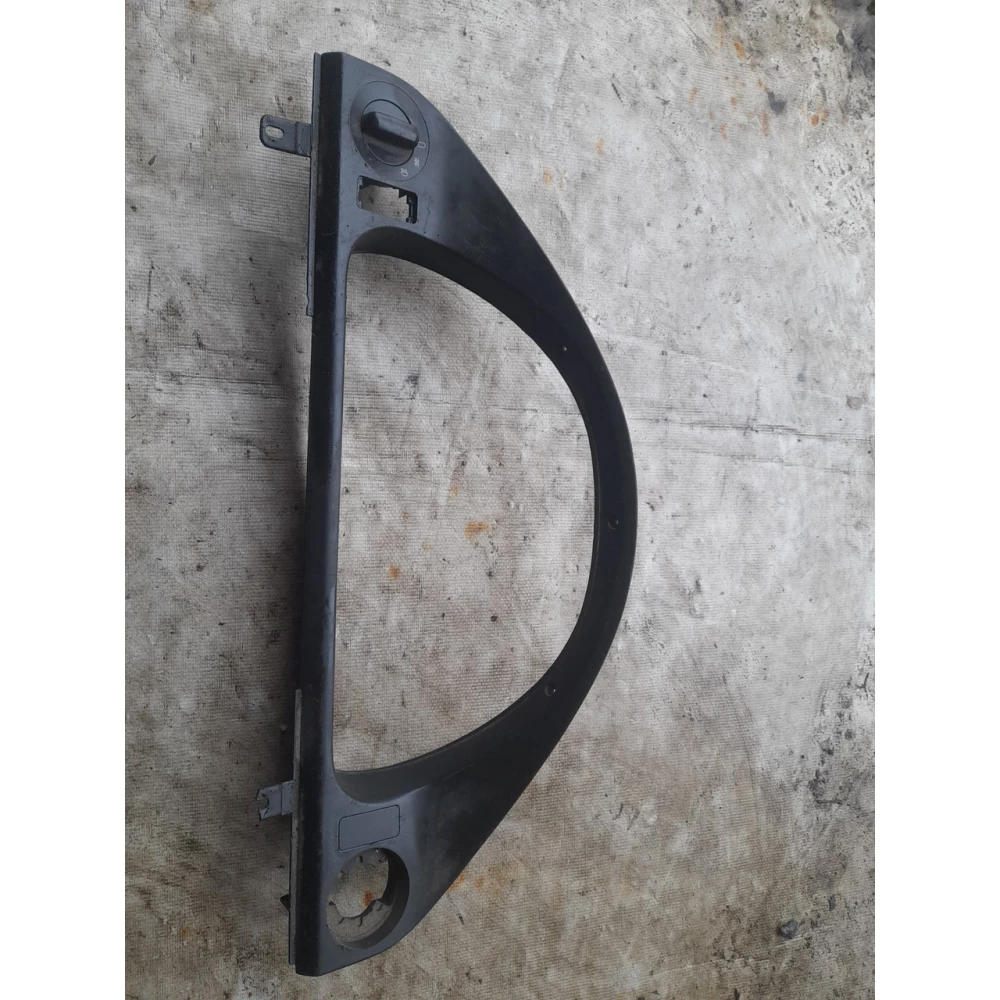 Рамка панели приборов Bmw E39