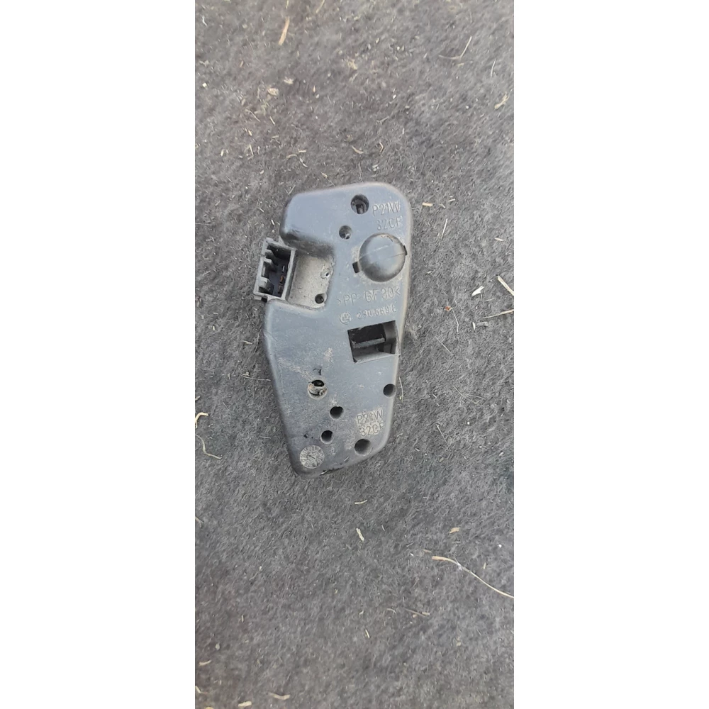 Плата заднего левого фонаря BMW E46 8374807