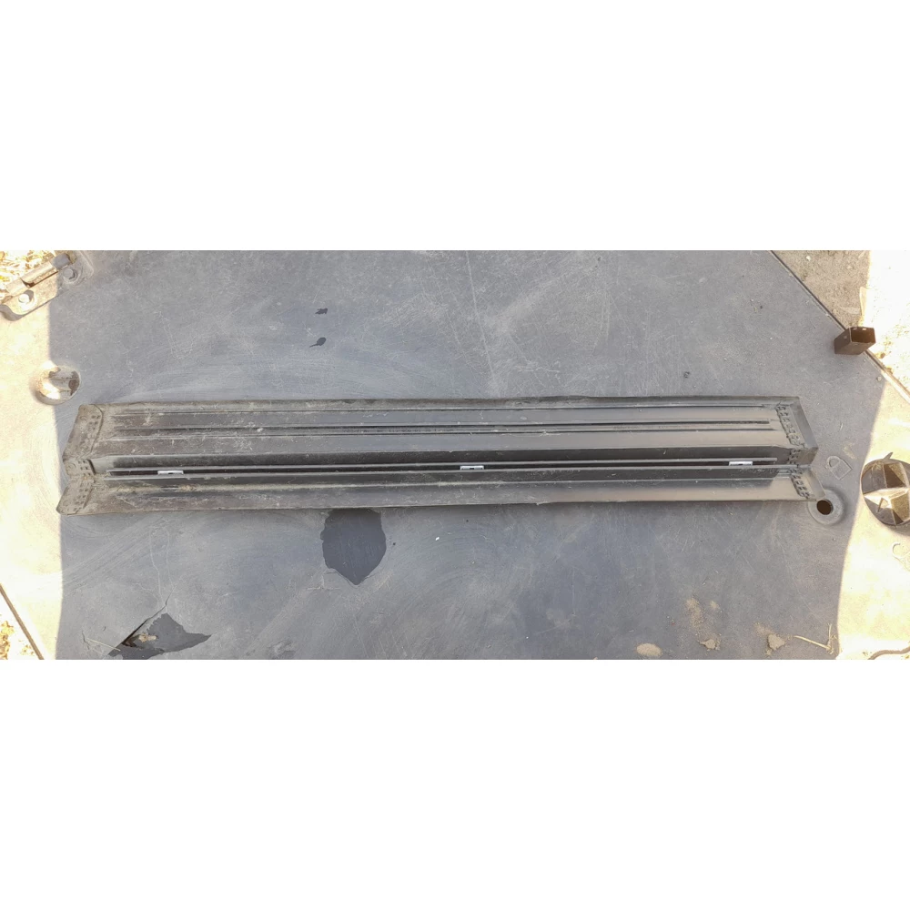 Накладка  порога двери  Mercedes-Benz w210