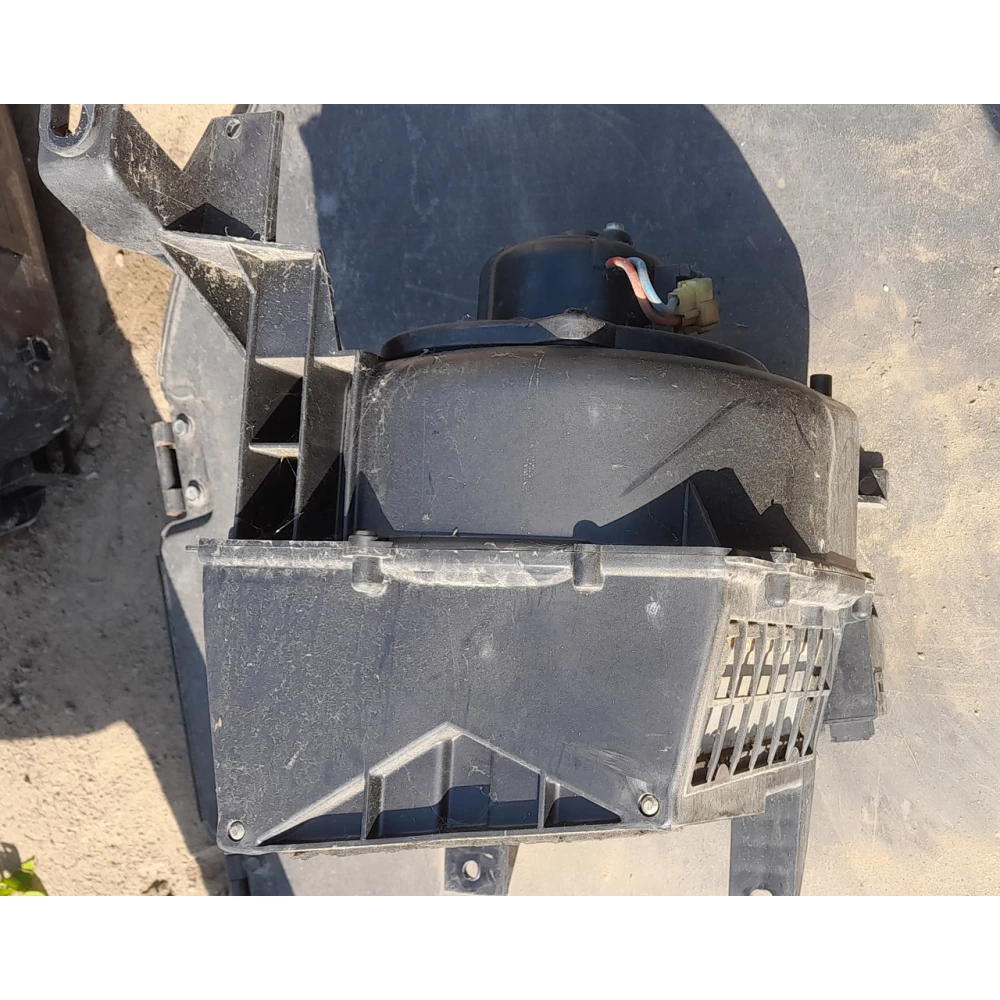 Корпус моторчик печки Volvo v40