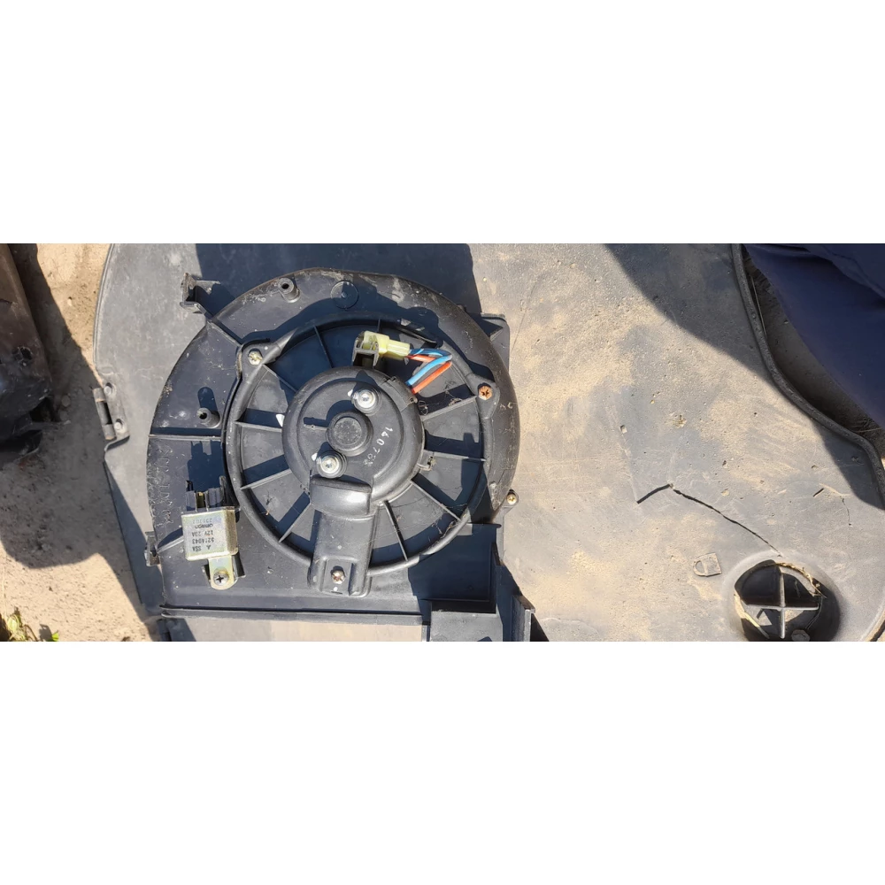 Корпус моторчик печки Volvo v40