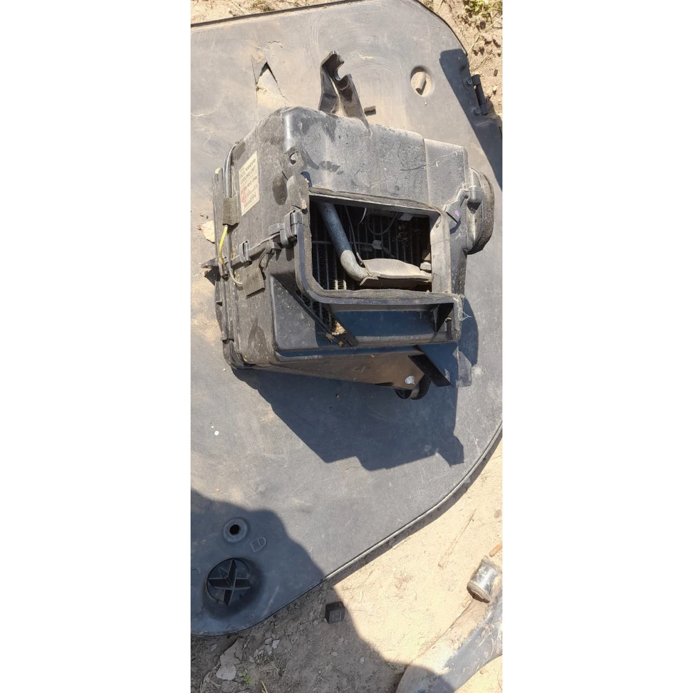 Радиатор кондицинера Volvo V40